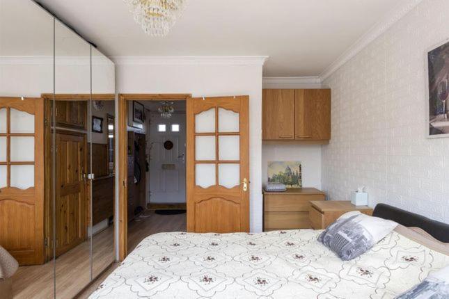 1 Bedroom Flat Close To City With Free Parking Arrangement ลอนดอน ภายนอก รูปภาพ